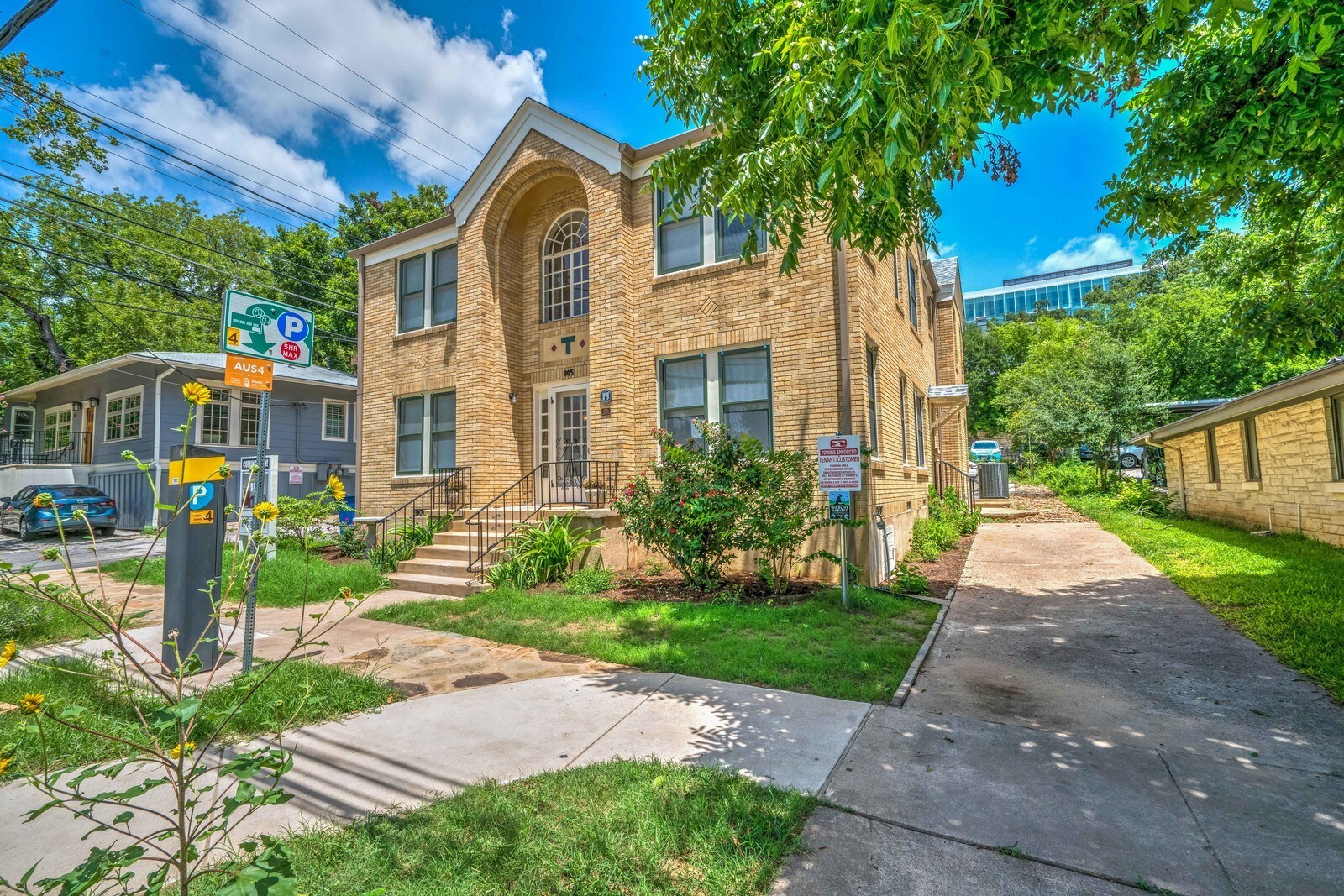 1105 Nueces St, Austin, TX for lease Primary Photo- Image 1 of 19