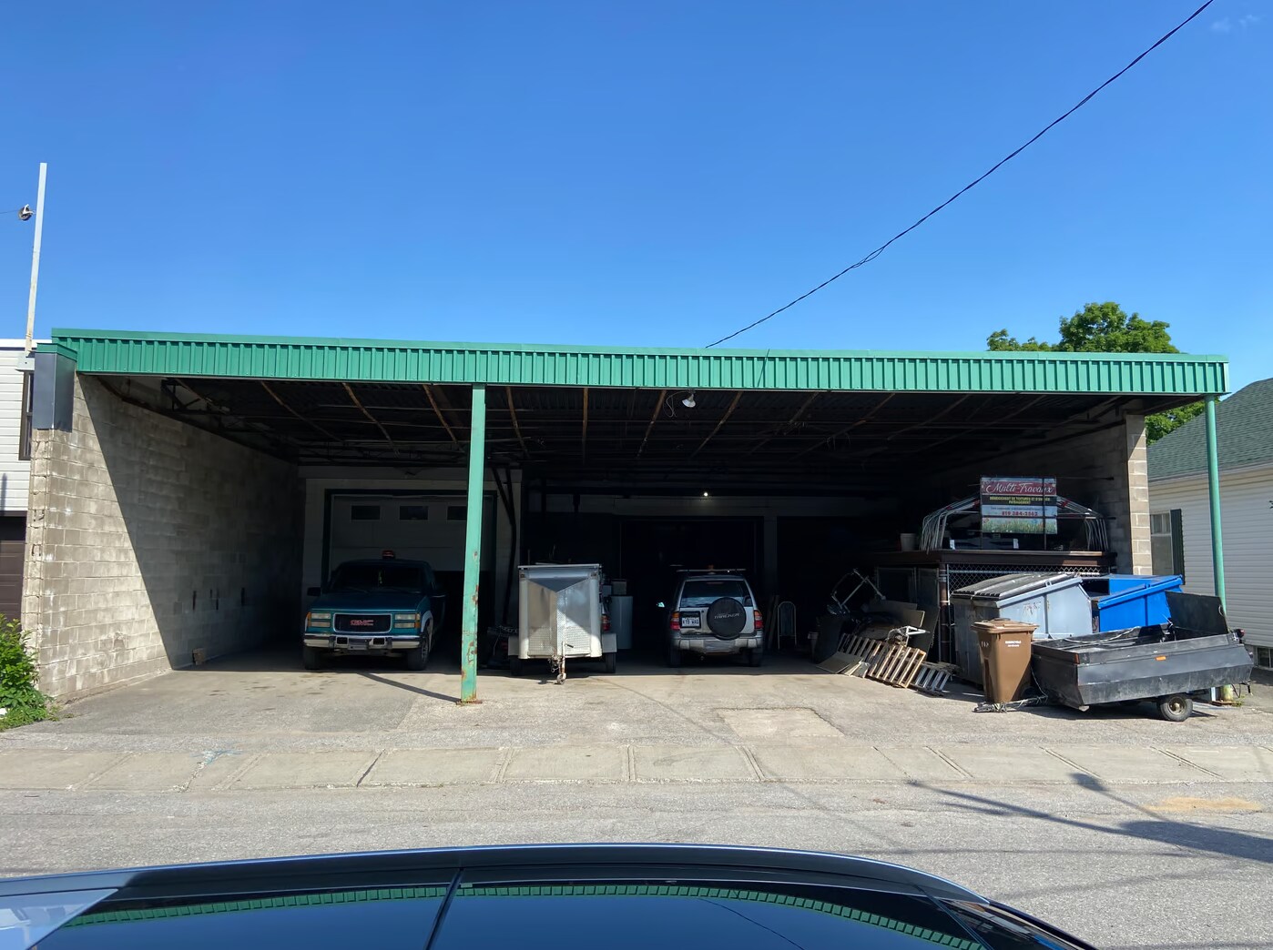 450 114E Rue, Shawinigan, QC for sale Primary Photo- Image 1 of 1