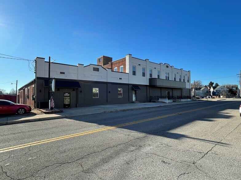 130 W 3rd St, Waynesboro, PA à louer - Photo du bâtiment - Image 3 de 34