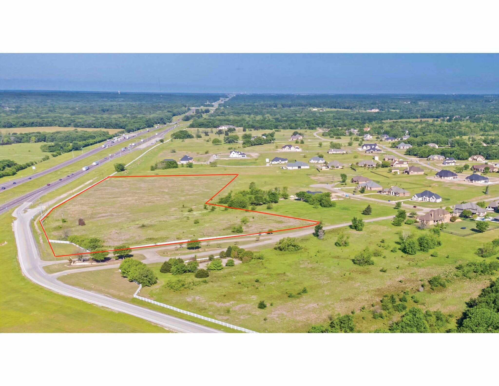 1011 Shadow Lakes Dr, Wills Point, TX à vendre Photo du bâtiment- Image 1 de 7