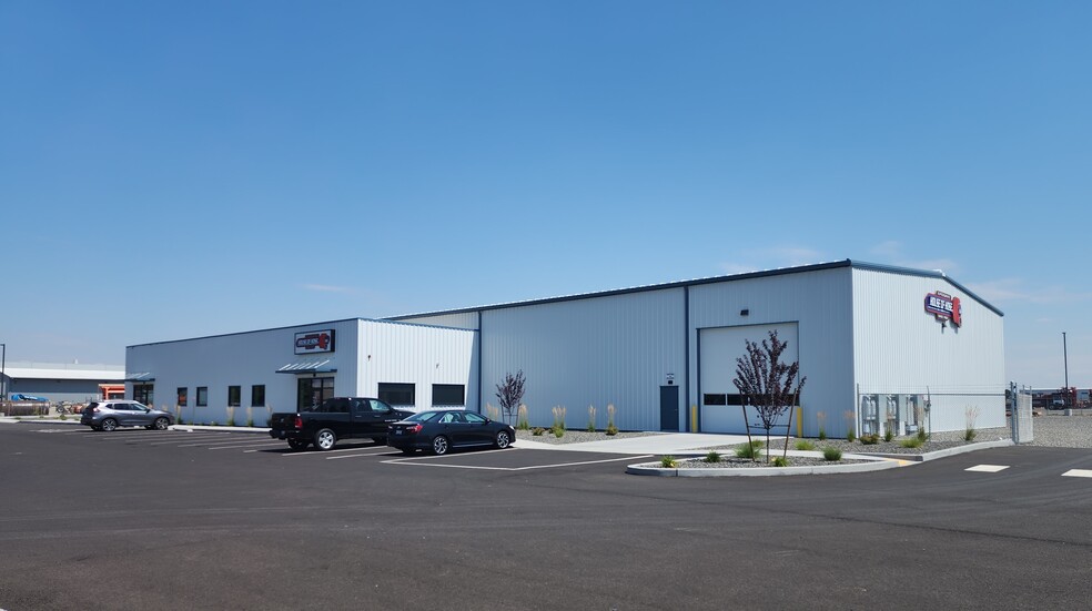 1237 N California Ave, Pasco, WA for lease - Building Photo - Image 1 of 6