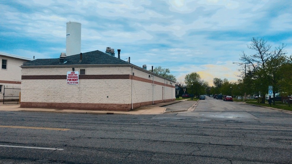 5908 Columbia Ave, Hammond, IN for lease - Building Photo - Image 3 of 22