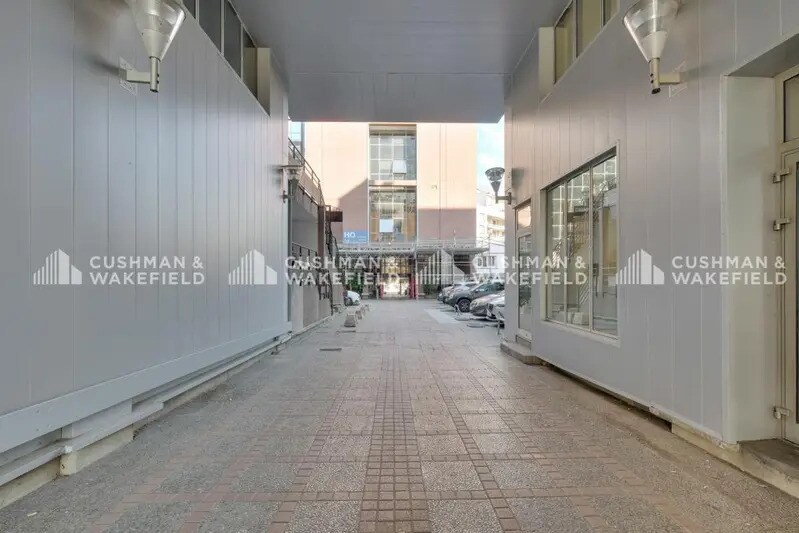 Bureau dans Boulogne-Billancourt à louer - Photo du bâtiment - Image 3 de 12