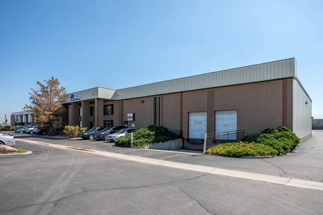 Plus de détails pour 5720 Holly St, Commerce City, CO - Industriel à louer