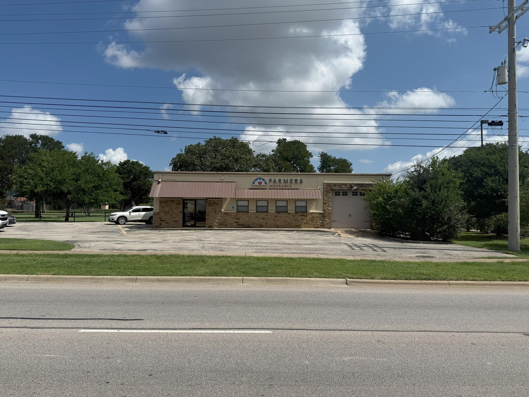 1112 W University Ave, Georgetown, TX à louer Photo du bâtiment- Image 1 de 5