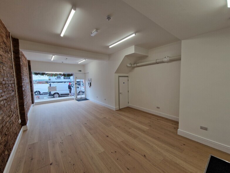 43 High St, Alfreton à louer - Photo du bâtiment - Image 3 de 8