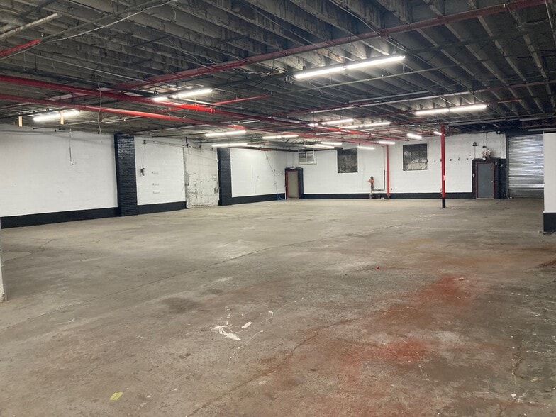 655-667 Atkins Ave, Brooklyn, NY for sale - Building Photo - Image 3 of 4