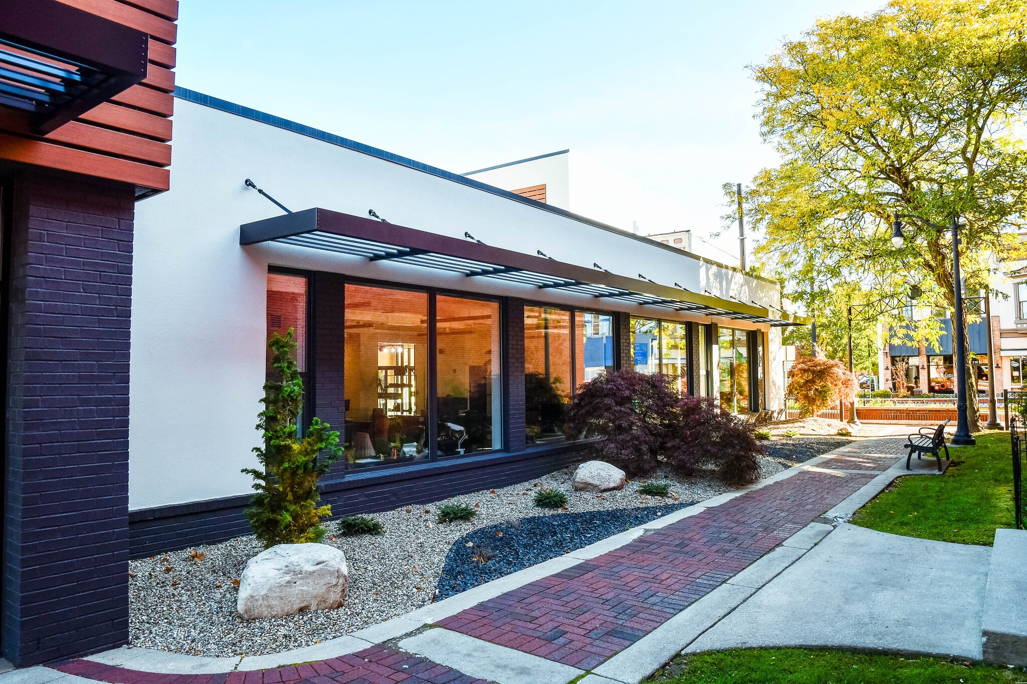 203 S Lafayette St, Greenville, MI à louer Photo du bâtiment- Image 1 de 4