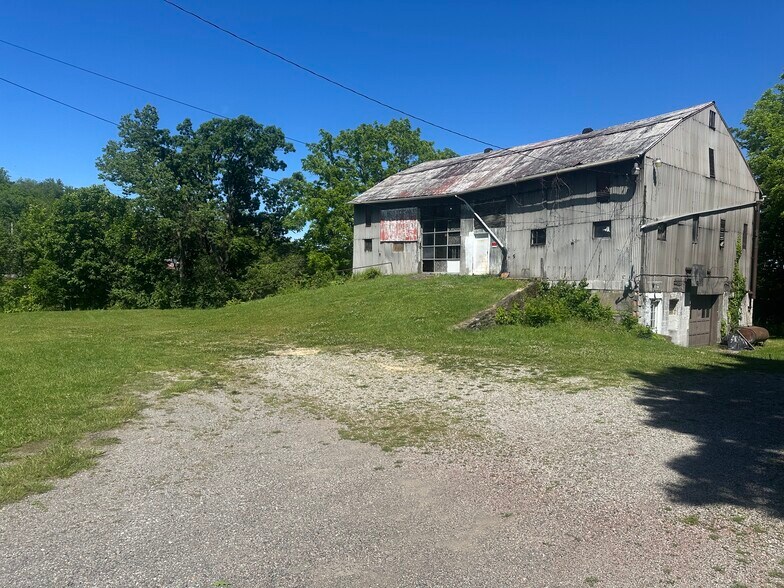 8180 Steubenville Pike, Mc Donald, PA à vendre - Photo du bâtiment - Image 3 de 14