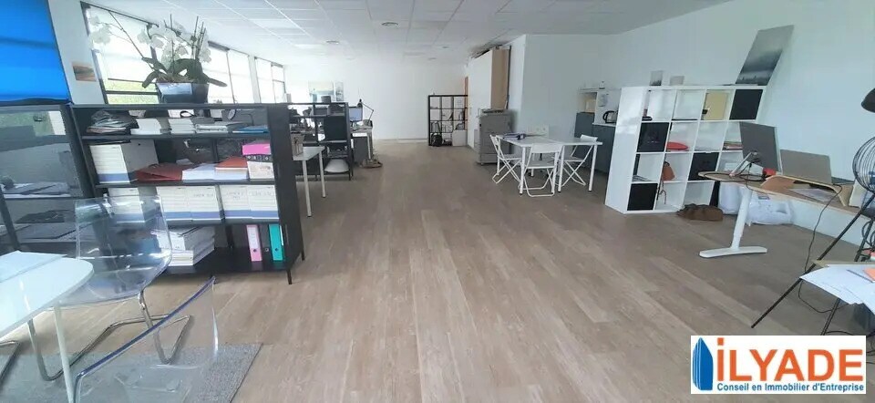 730 Rue René Descartes, Aix-en-Provence à louer - Photo intérieure - Image 2 de 5