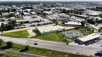 11260 Hempstead Rd, Houston, TX à louer Aérien- Image 1 de 8