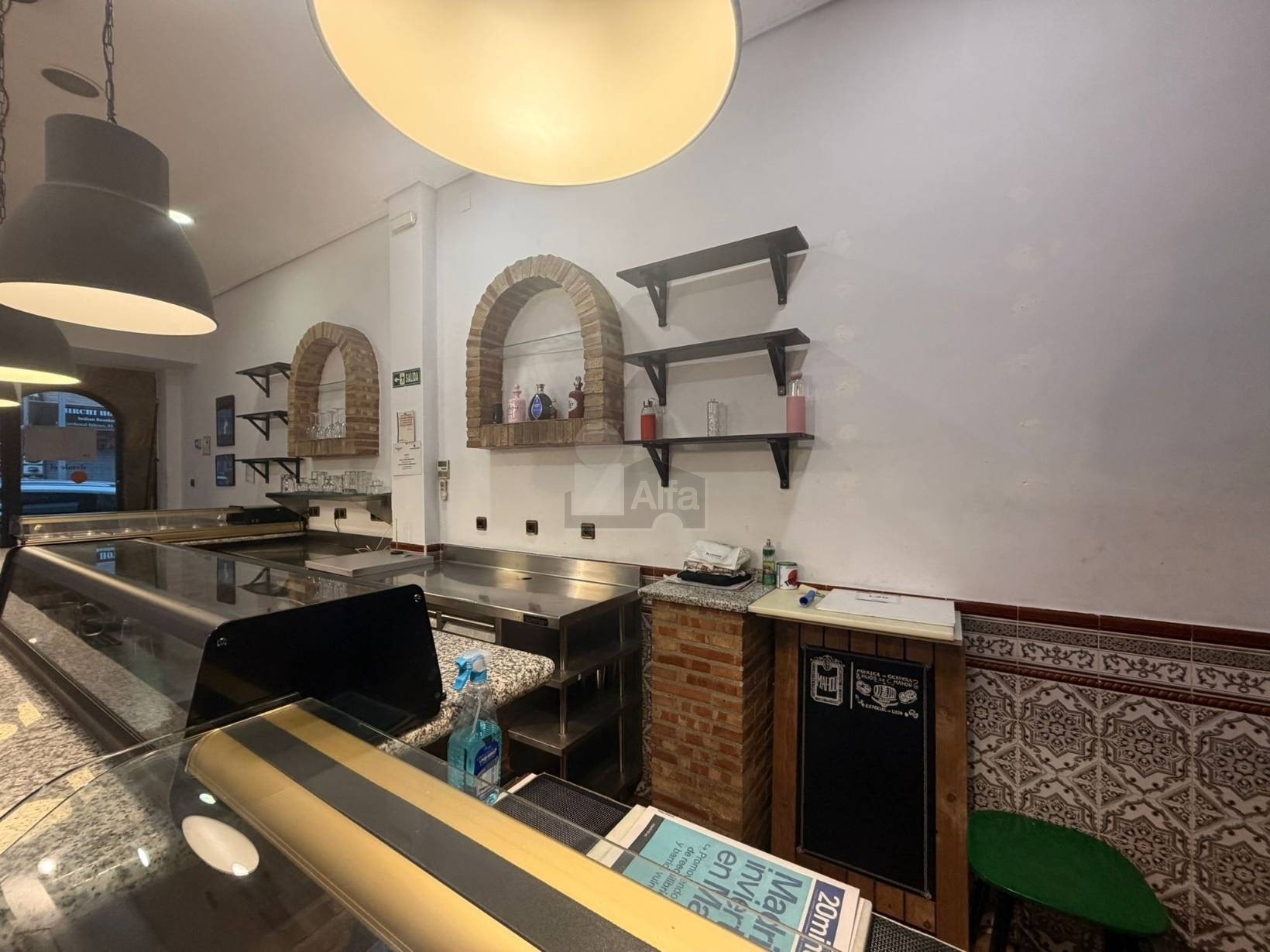 Retail in Madrid, Madrid for lease Interior Photo- Image 1 of 5