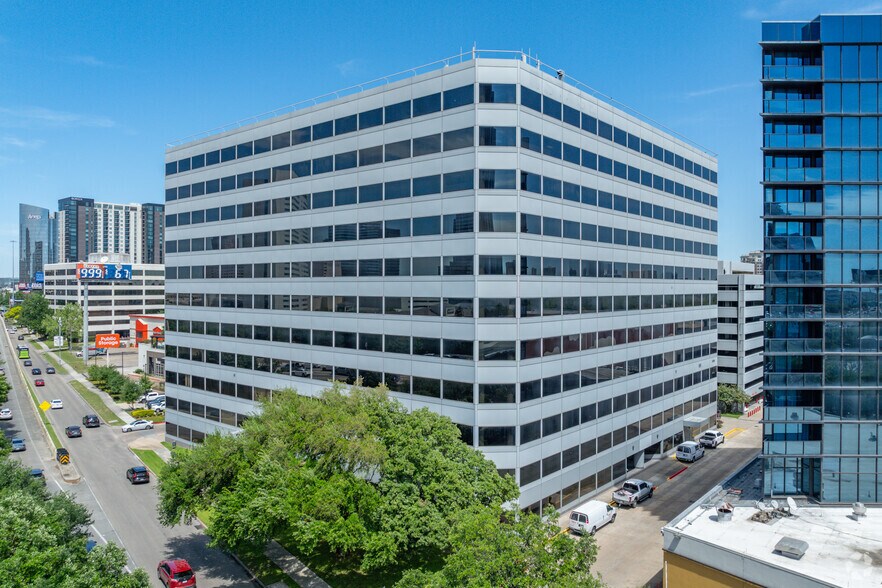 2425 West Loop South, Houston, TX à louer - Photo du bâtiment - Image 2 de 27