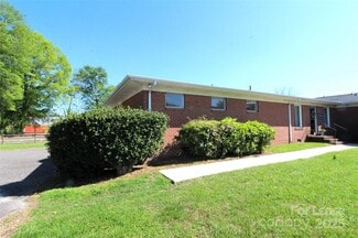 More details for 206 Church St, Clover, SC - Office for Lease