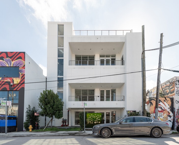 26 NE 25th St, Miami, FL for lease - Building Photo - Image 1 of 18