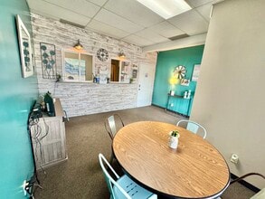 621 W Highway 50, O'Fallon, IL for lease Interior Photo- Image 1 of 8