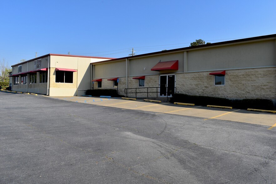 3615 S Railroad St, Phenix City, AL à louer - Photo du bâtiment - Image 2 de 16