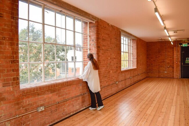 More details for 9 Brighton Ter, London - Office for Lease