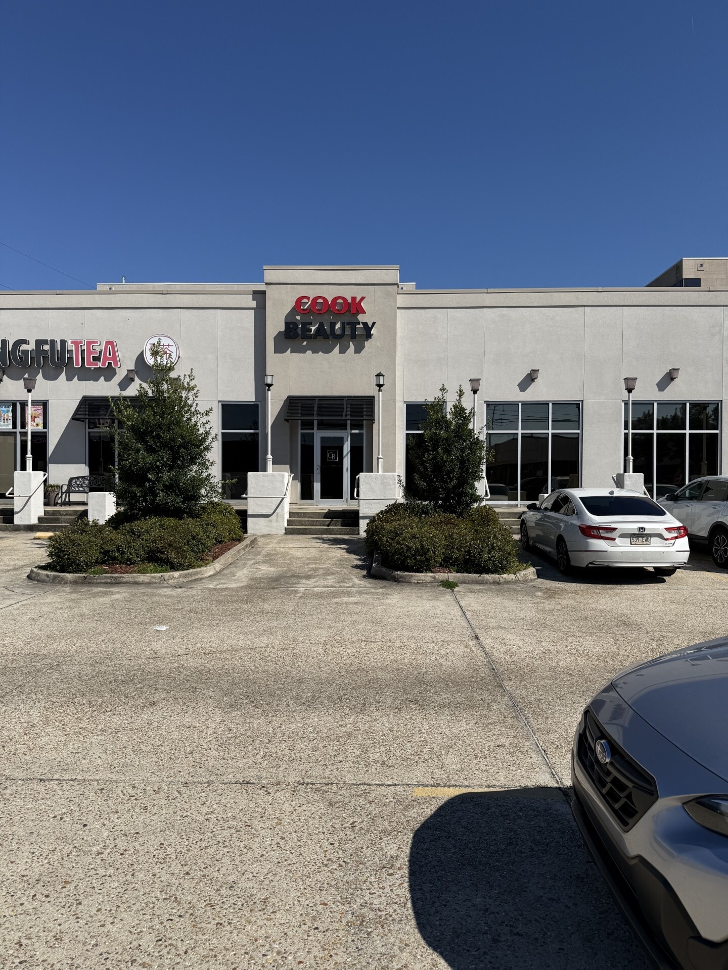 3348 W Esplanade Ave, Metairie, LA for lease Primary Photo- Image 1 of 8