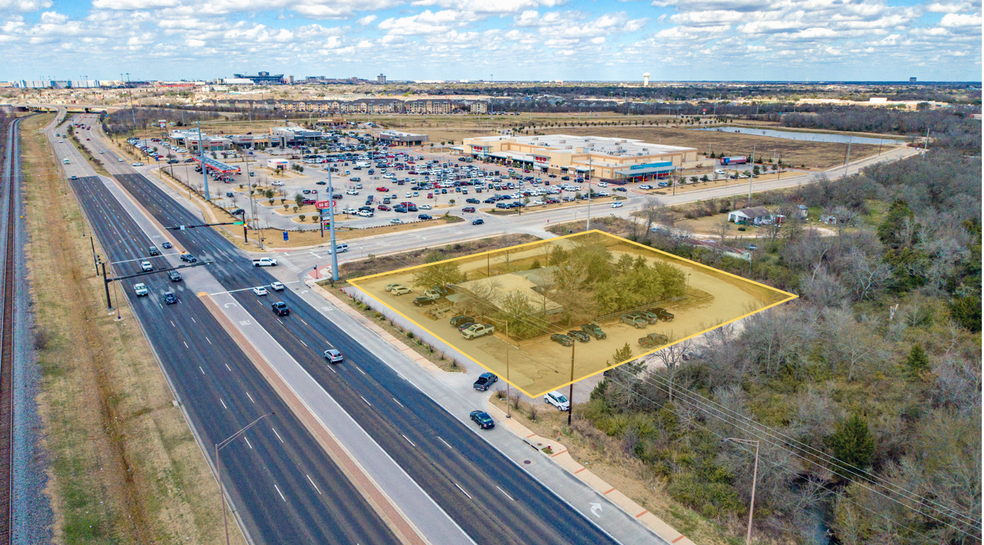 11777 Wellborn, College Station, TX for sale - Primary Photo - Image 1 of 1