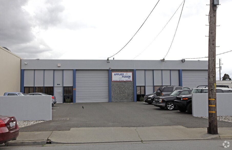 1914-1916 Republic Ave, San Leandro, CA à vendre - Photo du bâtiment - Image 2 de 3