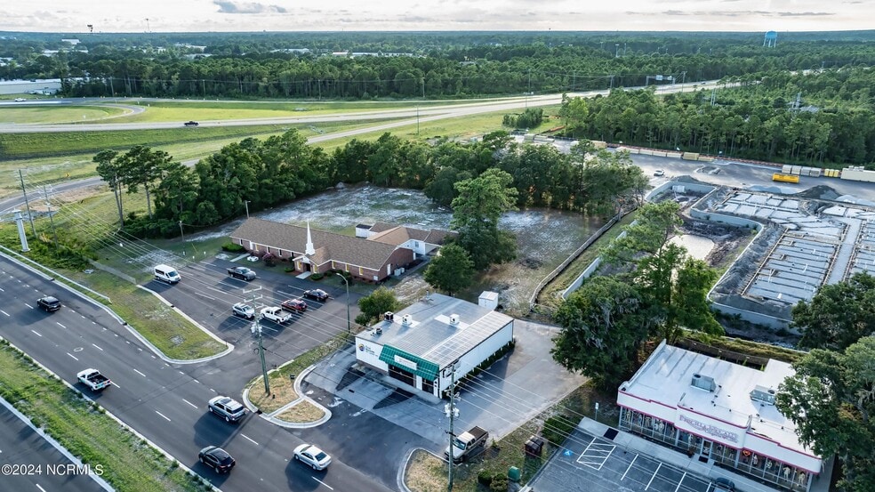 7015 Market St, Wilmington, NC for sale - Building Photo - Image 1 of 29