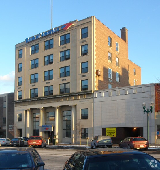 120 Genesee St, Auburn, NY à vendre - Photo du bâtiment - Image 2 de 6