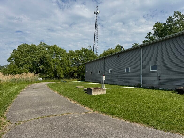 3487 N Ridge Rd, Perry, OH à vendre - Photo du bâtiment - Image 3 de 95