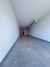 1949 NE 163rd St, North Miami Beach, FL à louer Photo intérieure- Image 2 de 2