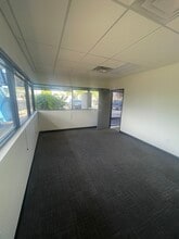 1575 W University Dr, Tempe, AZ à louer Photo intérieure- Image 2 de 10