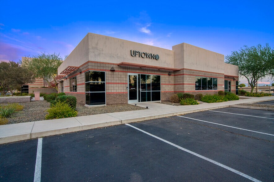 16222 N 59th Ave, Glendale, AZ à vendre - Photo du bâtiment - Image 3 de 10