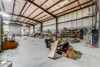 148 Roush Cir, Fairmont, WV for lease Interior Photo- Image 2 of 15
