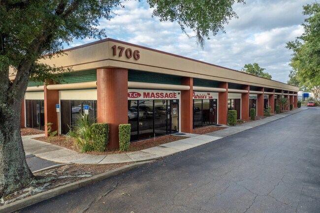 More details for 1706 E Semoran Blvd, Apopka, FL - Office, Office/Medical for Lease