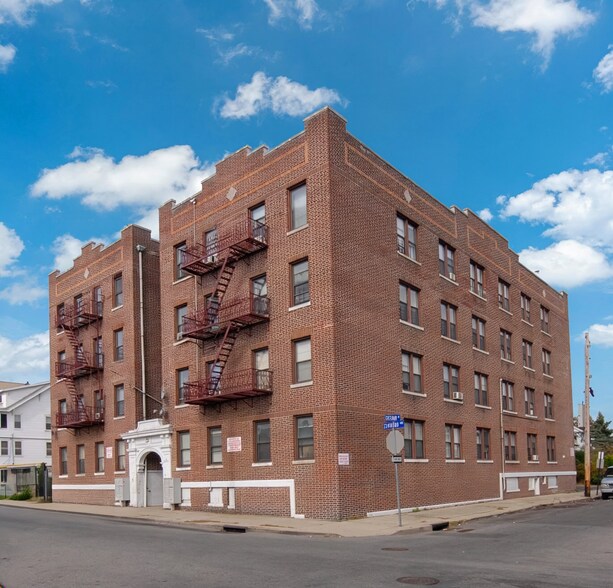 26-30 Elmwood Ave, Irvington, NJ à vendre - Photo du bâtiment - Image 2 de 8