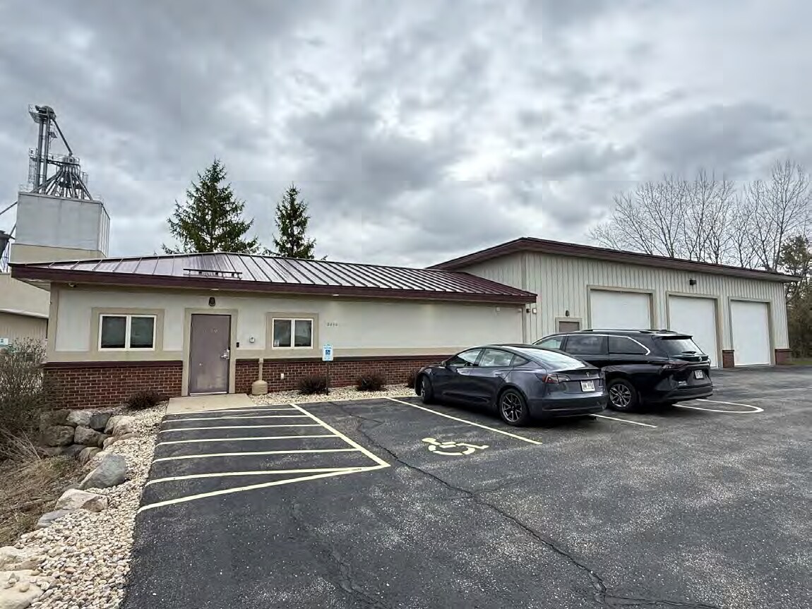 8494 Market St, Middleton, WI à vendre Photo du bâtiment- Image 1 de 18