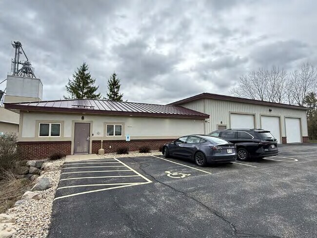 Plus de détails pour 8494 Market St, Middleton, WI - Flex à vendre