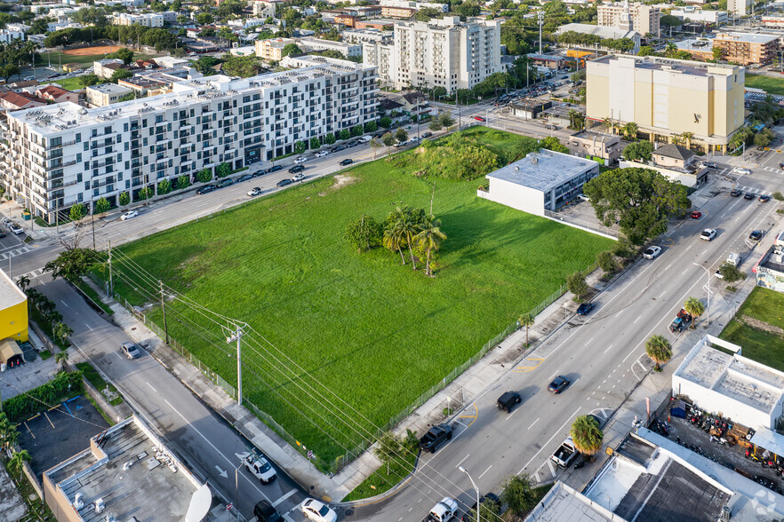 735 SW 1st St, Miami, FL for sale - Aerial - Image 3 of 10