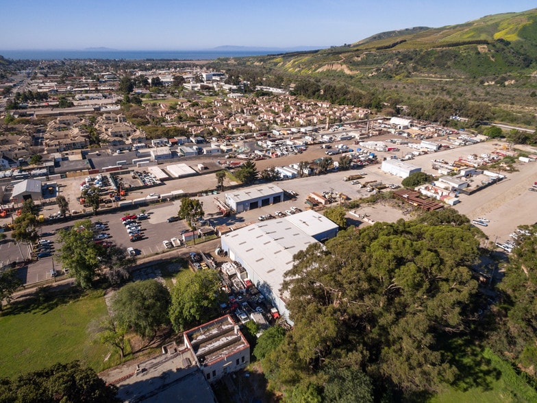 2619 N Ventura Ave, Ventura, CA for lease - Building Photo - Image 2 of 19