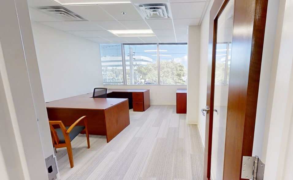 6451 N Federal Hwy, Fort Lauderdale, FL for lease - Matterport 3D Scan - Image 2 of 16