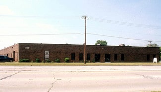 More details for 1229 E Algonquin Rd, Arlington Heights, IL - Flex for Sale