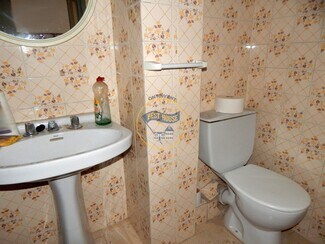 Plus de détails pour Commerce de détail à vendre