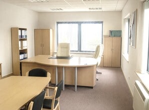 Caulfield Rd, Inverness for lease Interior Photo- Image 2 of 2