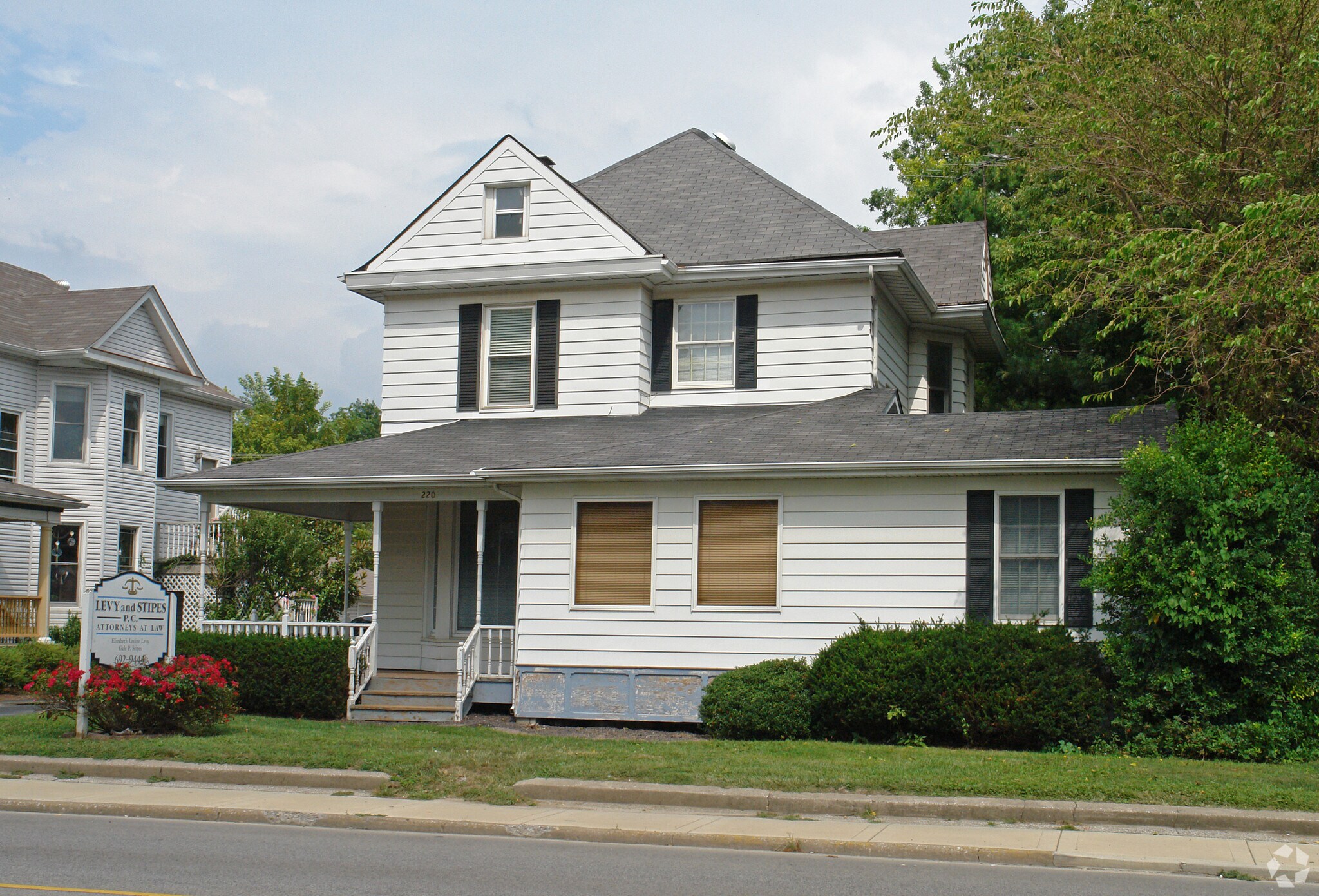 220 S Buchanan St, Edwardsville, IL à vendre Photo principale- Image 1 de 3