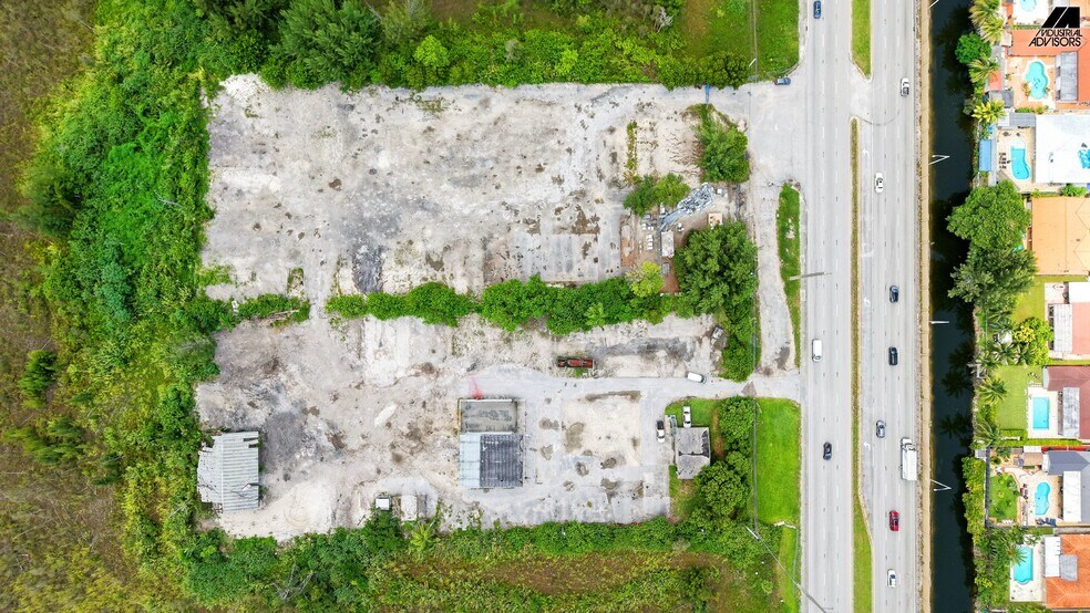 90 NW 137th Ave, Miami, FL à vendre - Photo du bâtiment - Image 2 de 14