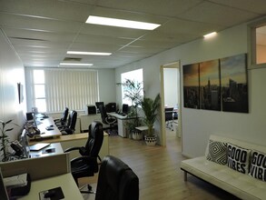 105A Vanessa St, Kingsgrove for lease Interior Photo- Image 1 of 4