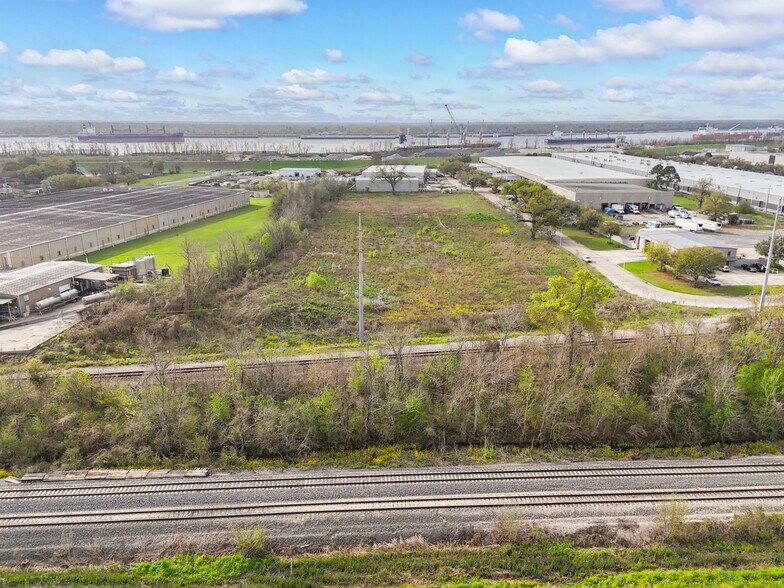 502 Delta Dr, Saint Rose, LA for sale - Primary Photo - Image 1 of 12