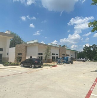1802 W Pleasant Ridge Rd, Arlington, TX à louer - Photo du bâtiment - Image 3 de 28