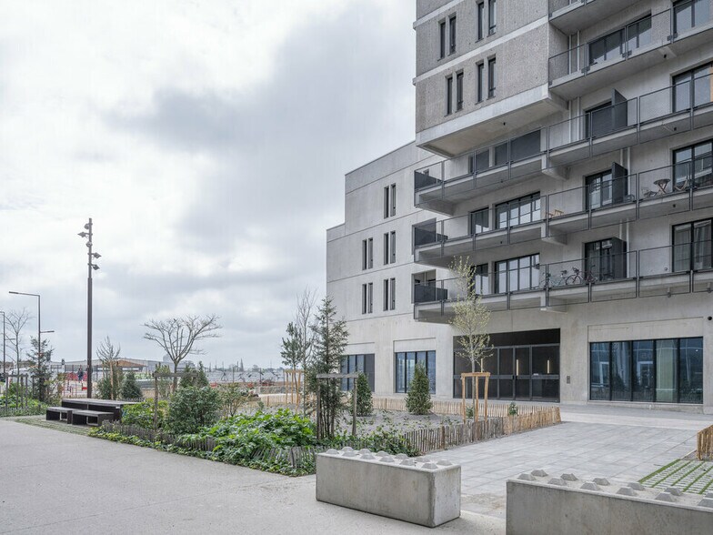 Boulevard De L'Estuaire, Nantes à vendre - Photo du bâtiment - Image 3 de 46