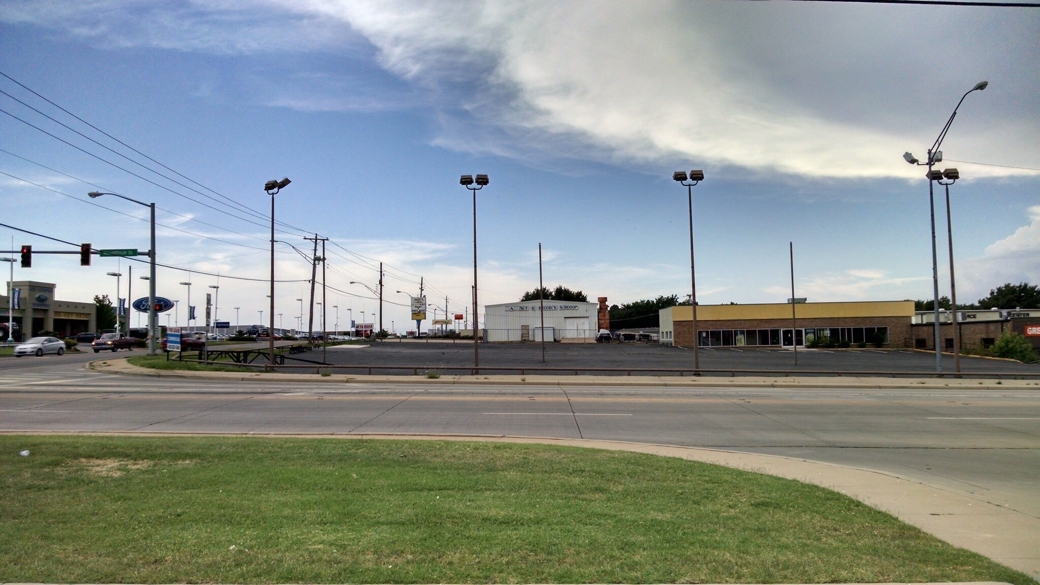 815 E Macarthur St, Shawnee, OK à louer Photo du bâtiment- Image 1 de 3