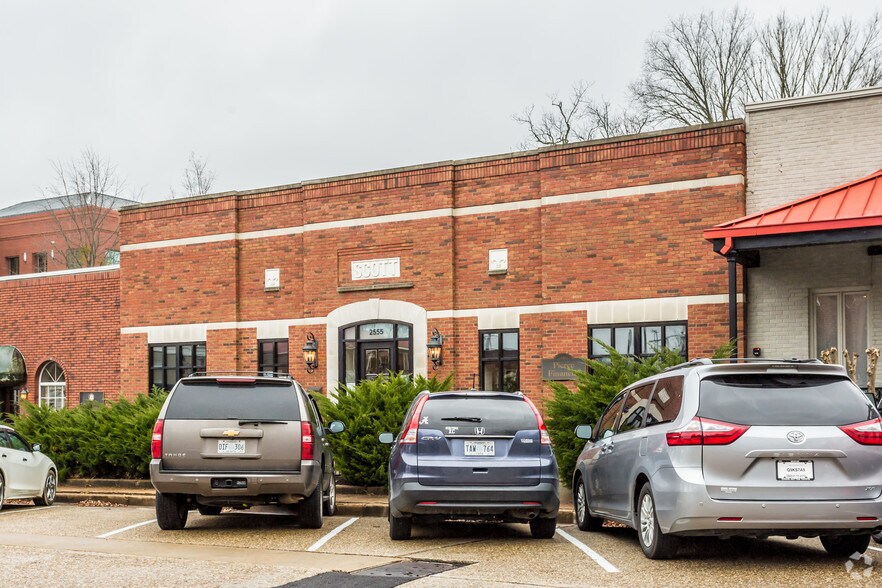 2555 Caffey St, Hernando, MS à louer - Photo du bâtiment - Image 2 de 3